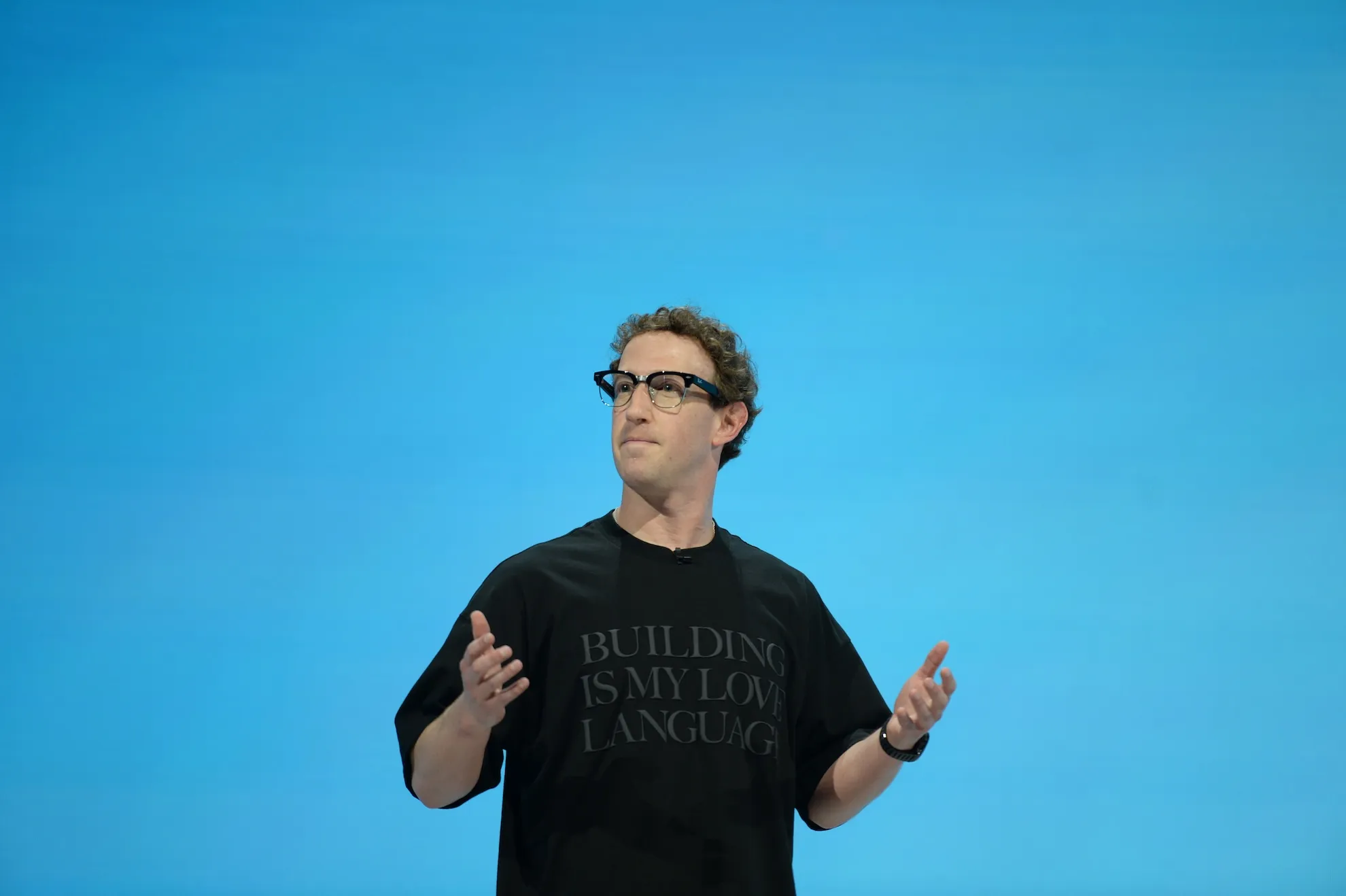 Meta's Non-Voting Stock Lets Zuckerberg Face California's Billionaire Tax